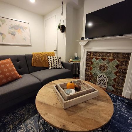 Accentuated Apartment In Manayunk Philadelphia Ngoại thất bức ảnh